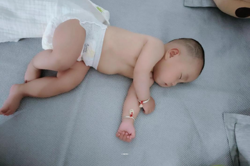 珠海怀孕多久会显肚子